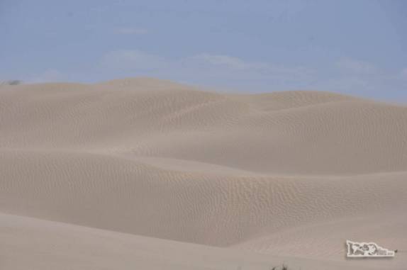 Área desértica com direito a grandes dunas de areia no sul da Península Valdés, na Argentina, região de Puerto Piramides